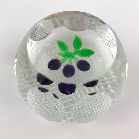 Perthshire 1977B Plums Lampwork Fruit Miniature Faceted Grid-Cut Paperweight - Picture 2 of 15